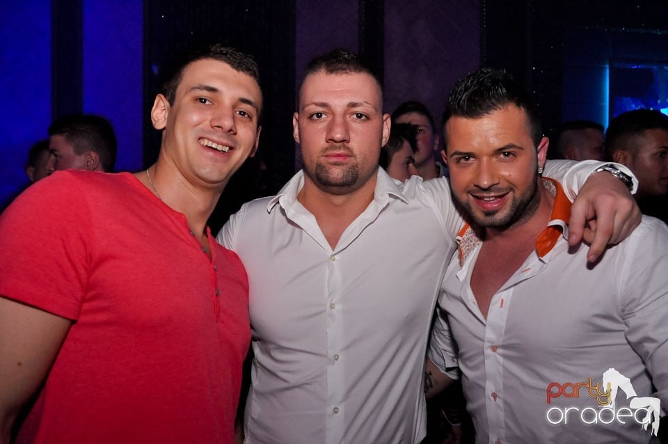 Seară de clubbing în The One, 