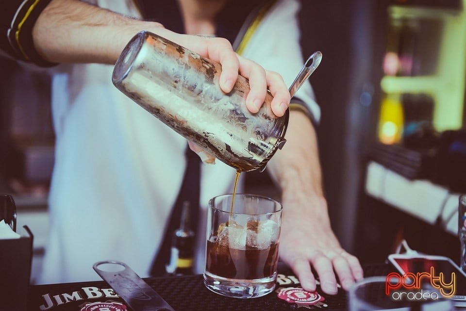 Seară de Halloween în Blanc Coffee, 