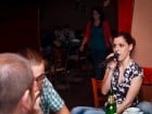 Seară de karaoke în Chanson Café