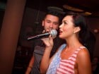 Seară de karaoke în Chanson Café