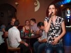 Seară de karaoke în Chanson Café