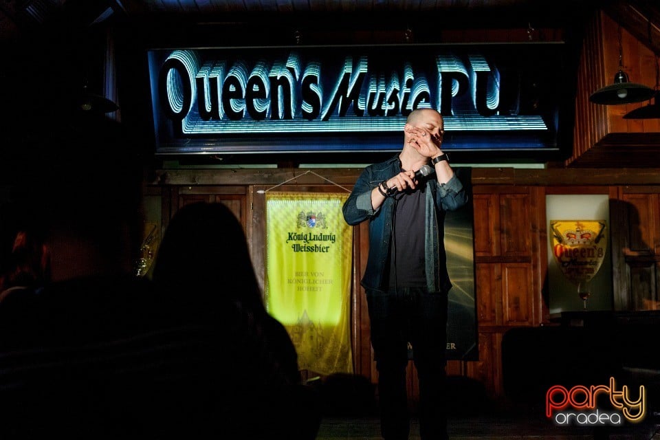 Stand Up Comedy în Queen's Music Pub, Queen's Music Pub