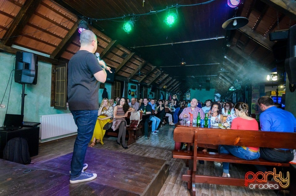 Stand Up Comedy, Queen's Music Pub