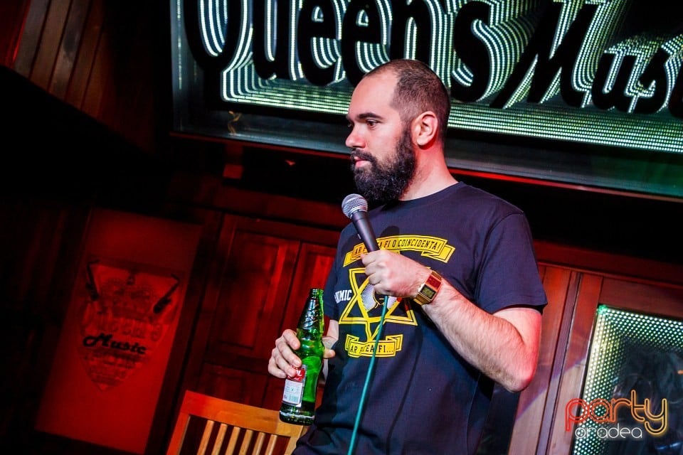 Stand Up cu Teo, Queen's Music Pub