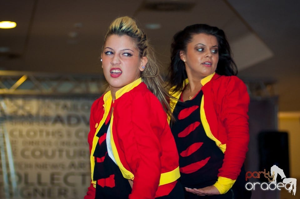 Stand Up Gentlemen! - Prezentare de modă, Lotus Center