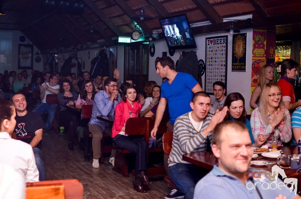 Stand up in the city cu Costel în Queen's, Queen's Music Pub