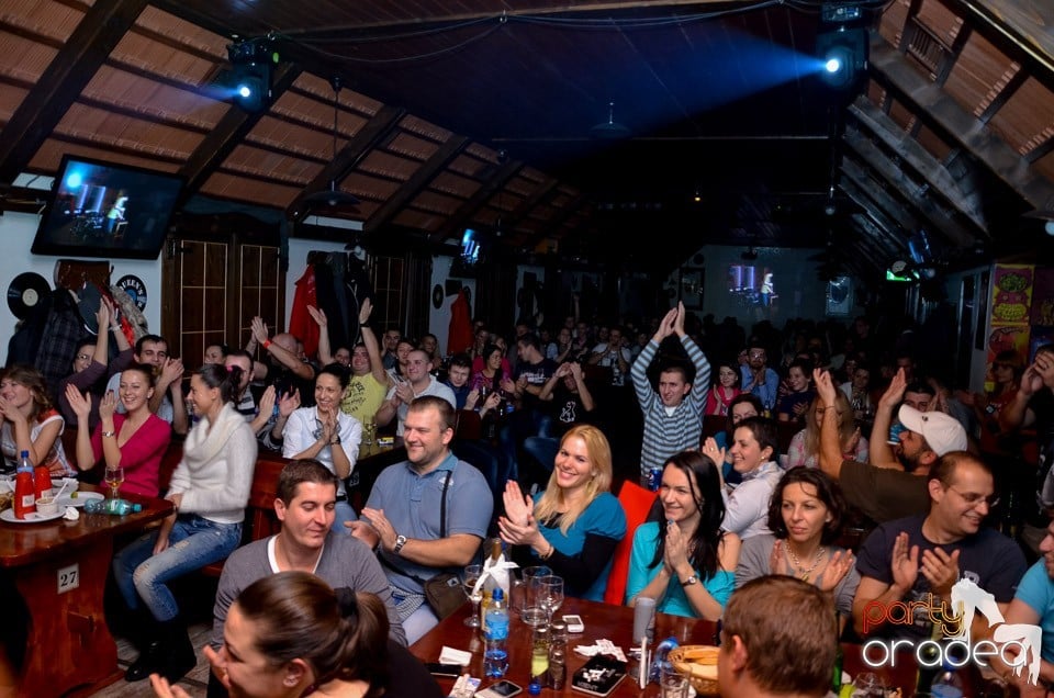 Stand up in the city cu Costel în Queen's, Queen's Music Pub