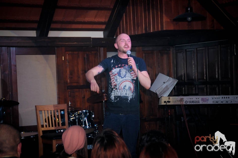 Stand-up in the City în Queen's, Queen's Music Pub