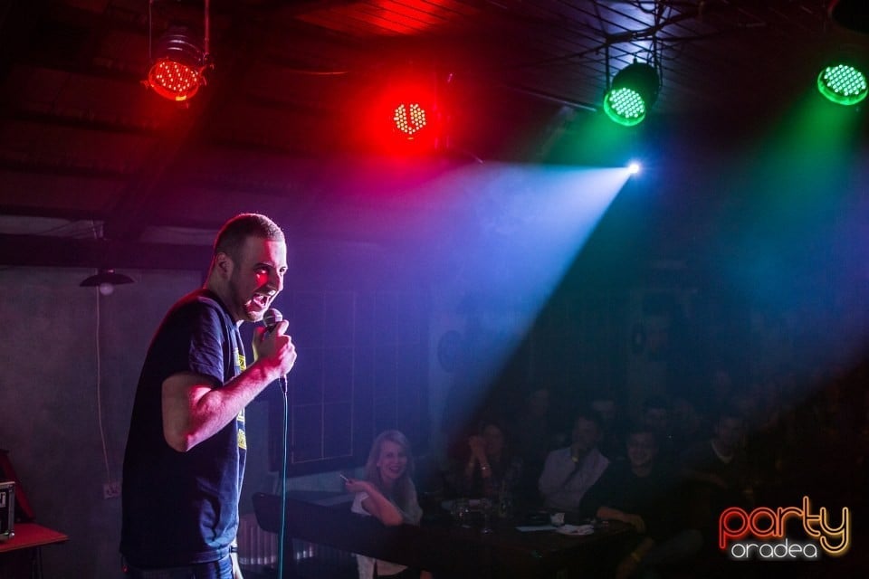 Stand-Up In The City, Queen's Music Pub