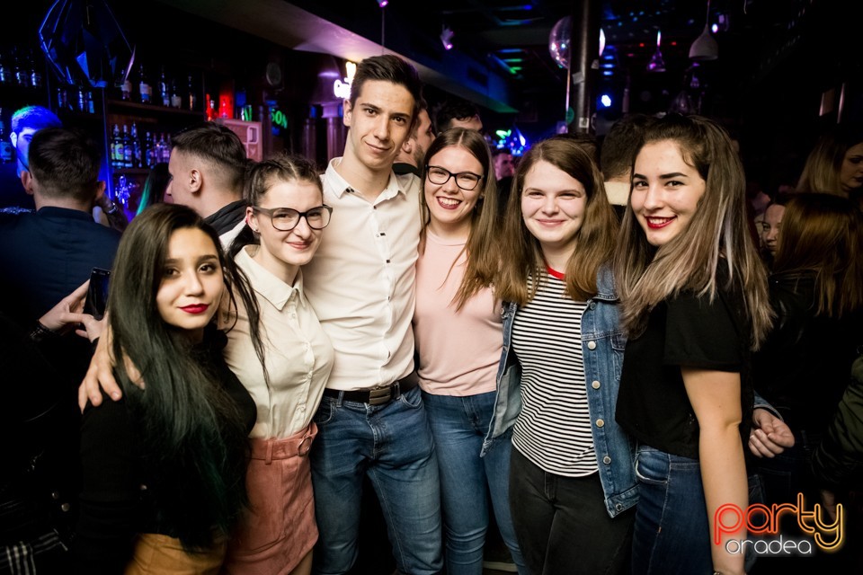 Students' Party, Green Pub