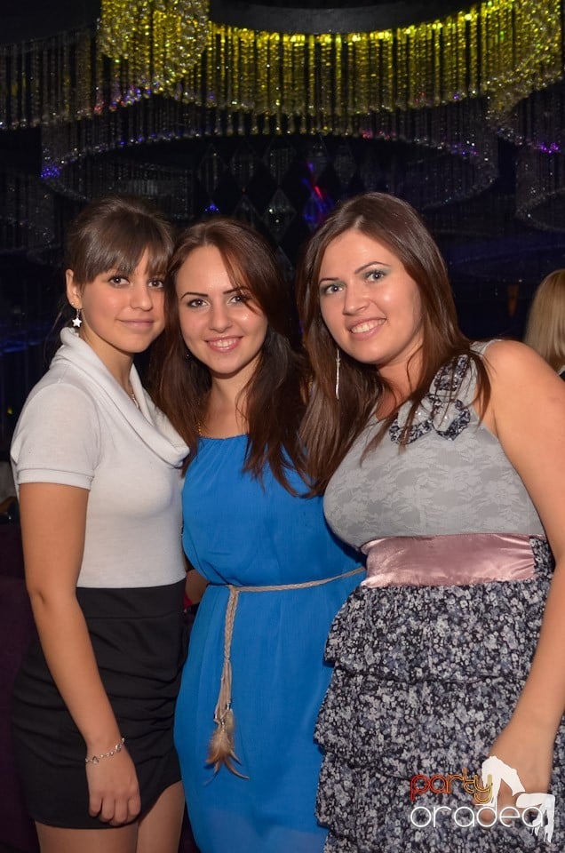 The One prezintă: Girls' Night Out, 