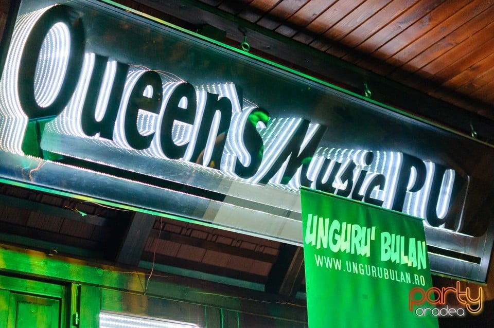 Unguru Bulan în Queens Music Pub, Queen's Music Pub
