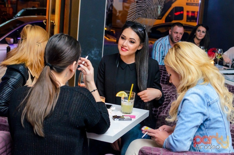 Vineri seara în Blanc Coffee, 