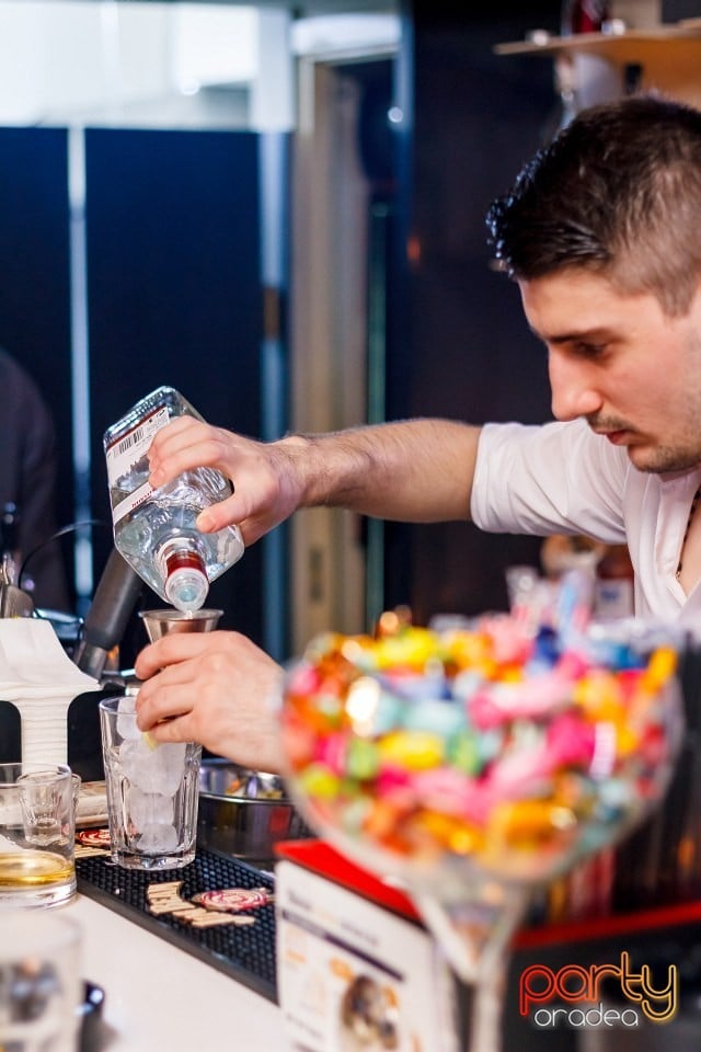 Vineri seara în Blanc Coffee, 