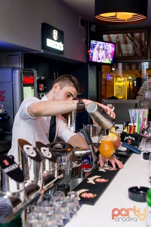 Voie bună în Blanc Coffee, 