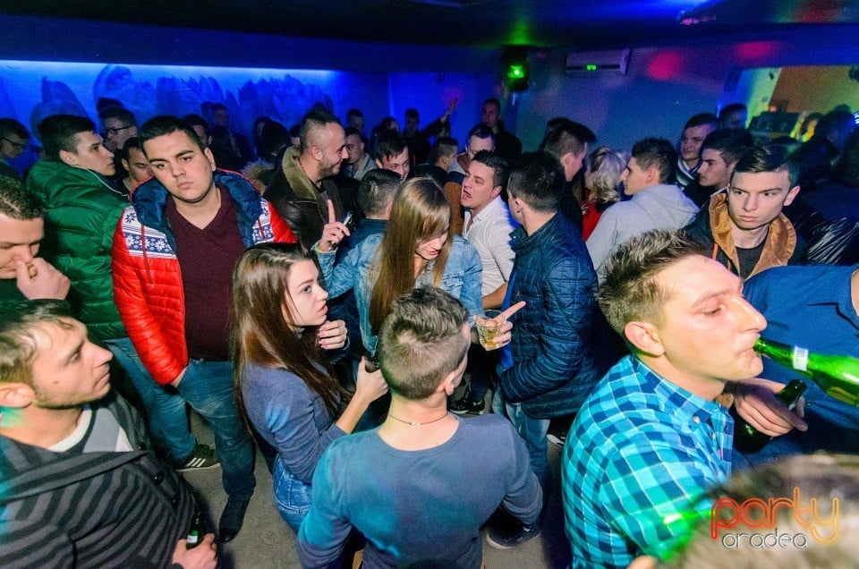 Voie bună în Zona Club, 