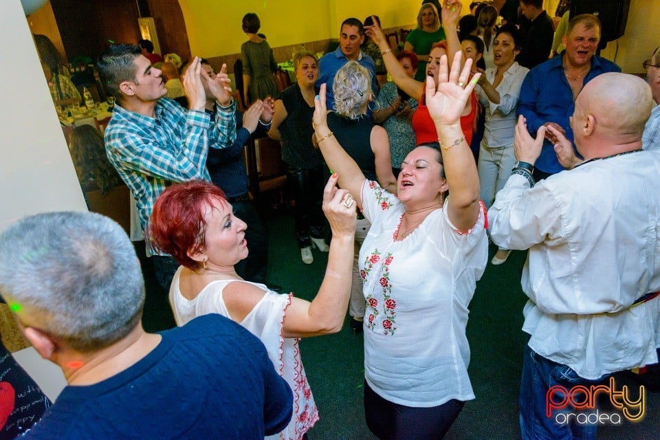 Voie bună la Hotel Mureş, Hotel Mureş