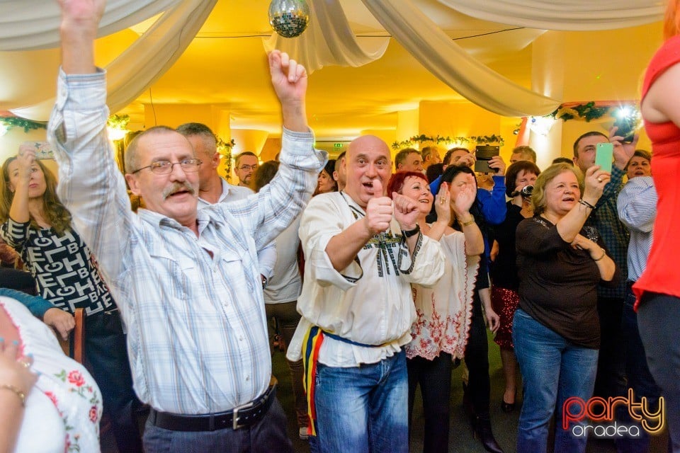 Voie bună la Hotel Mureş, Hotel Mureş