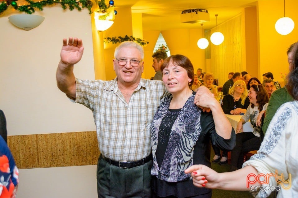 Voie bună la Hotel Mureş, Hotel Mureş