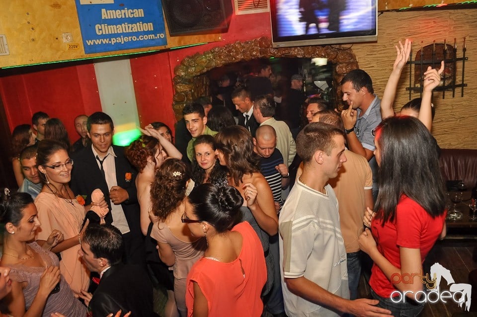 Weekend Party în Club Downtown, 