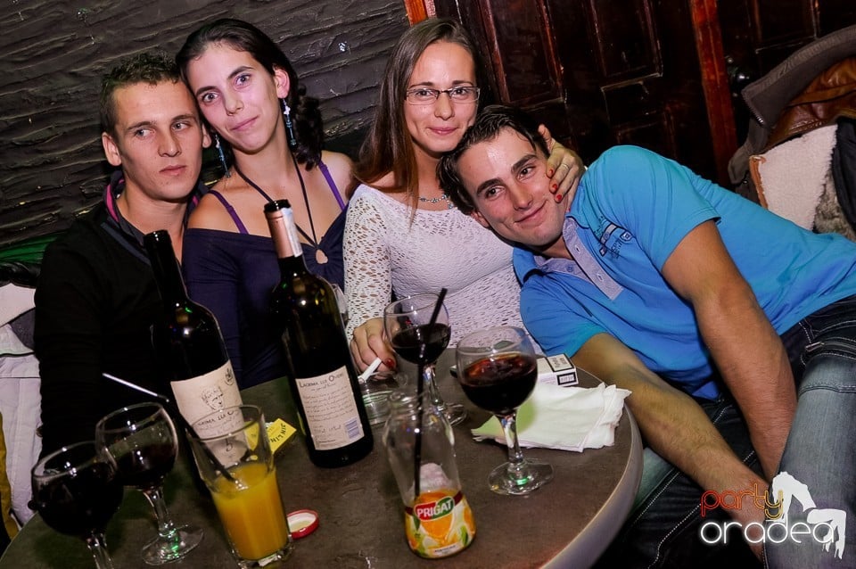 Weekend Party în Club Downtown, 