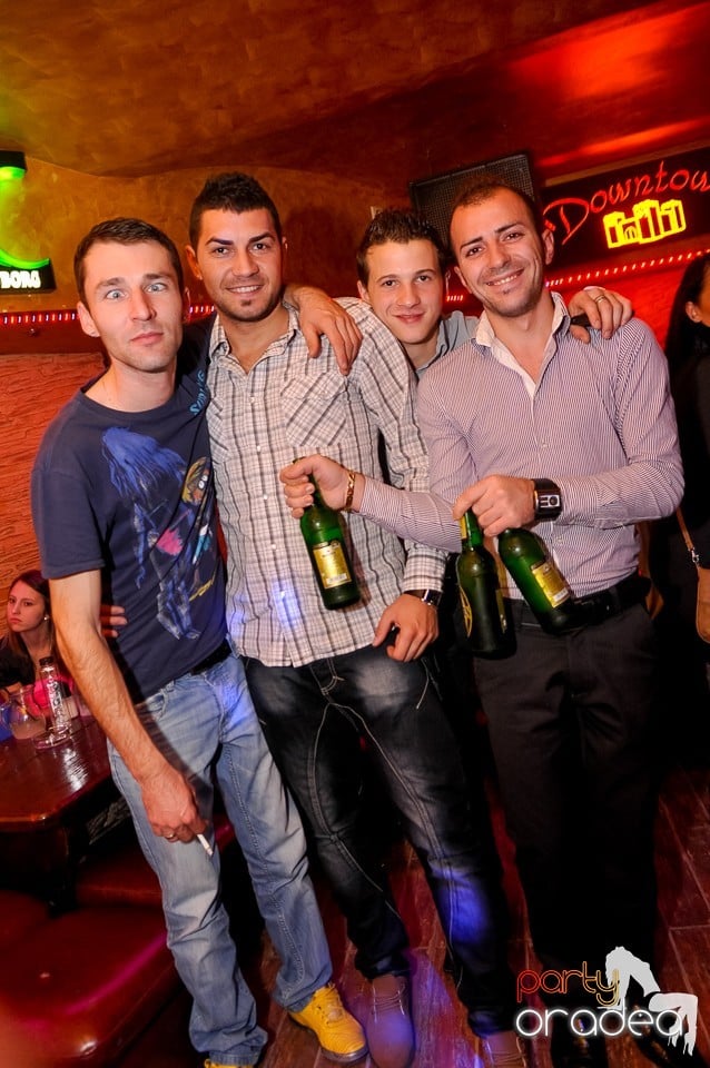 Weekend Party în Club Downtown, 