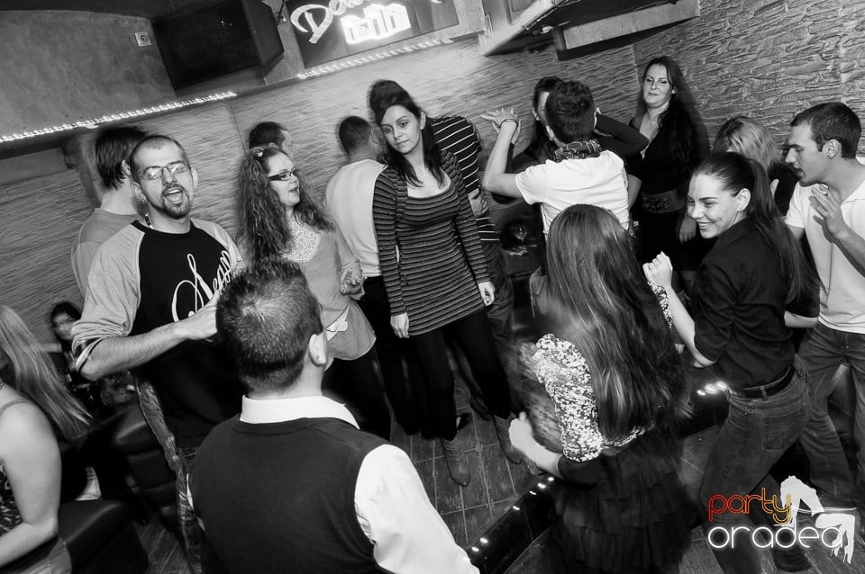 Weekend Party în Club Downtown, 