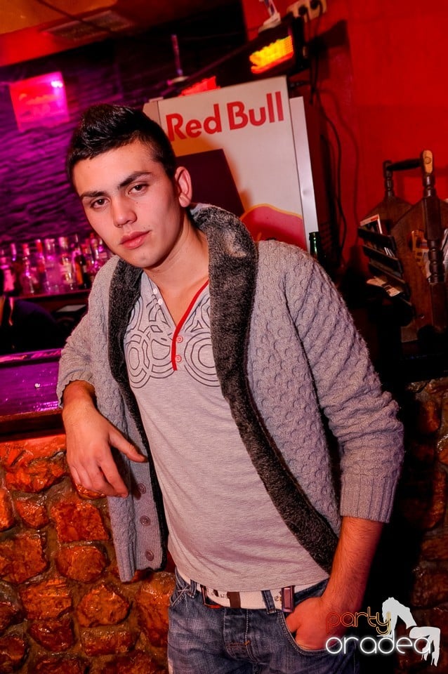 Weekend Party în Club Downtown, 