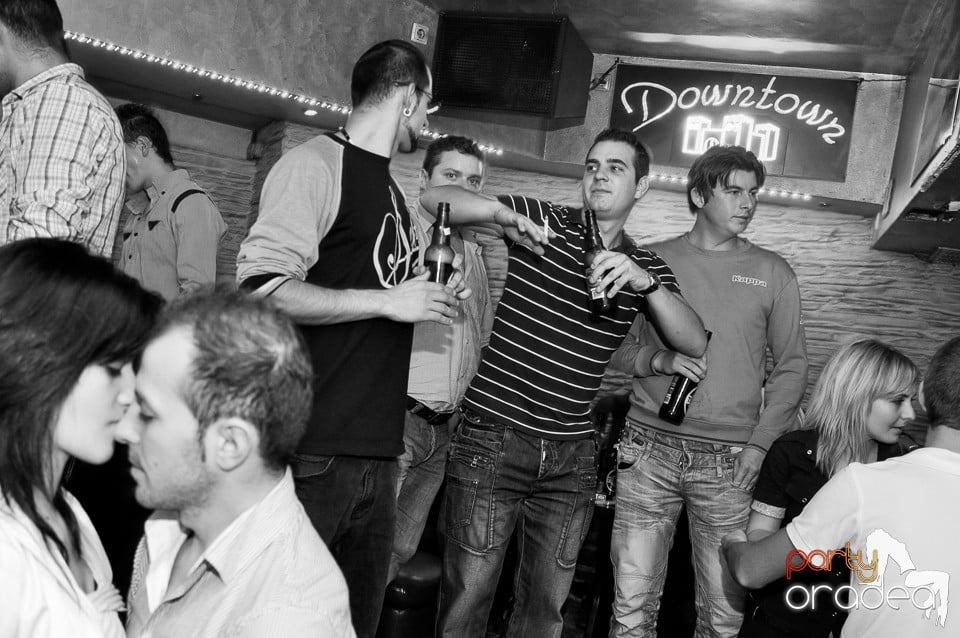 Weekend Party în Club Downtown, 