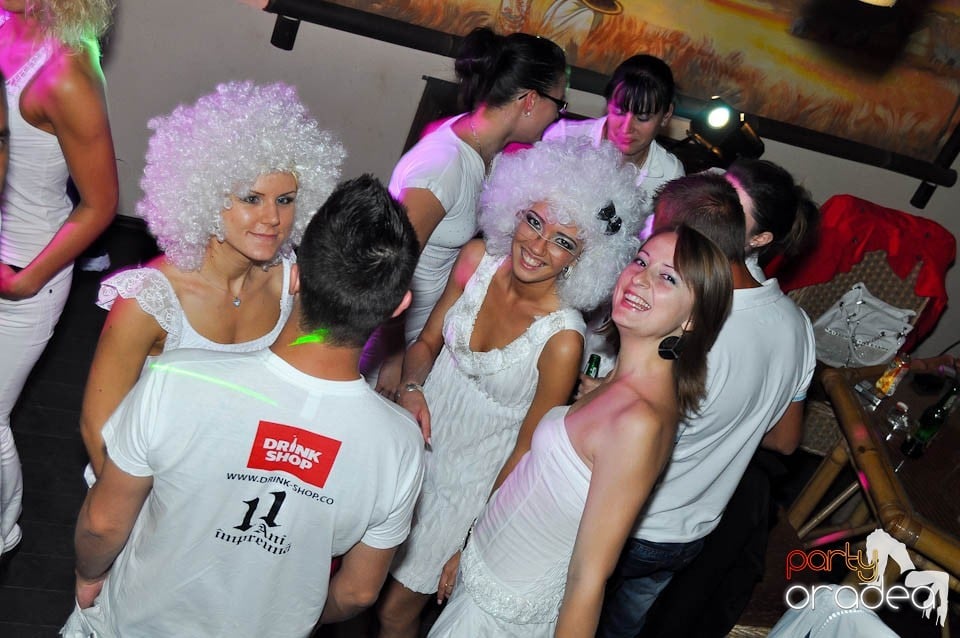 White Sensation Party @ Zulu, Zulu Caffe