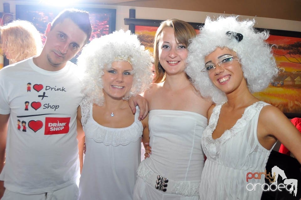 White Sensation Party @ Zulu, Zulu Caffe