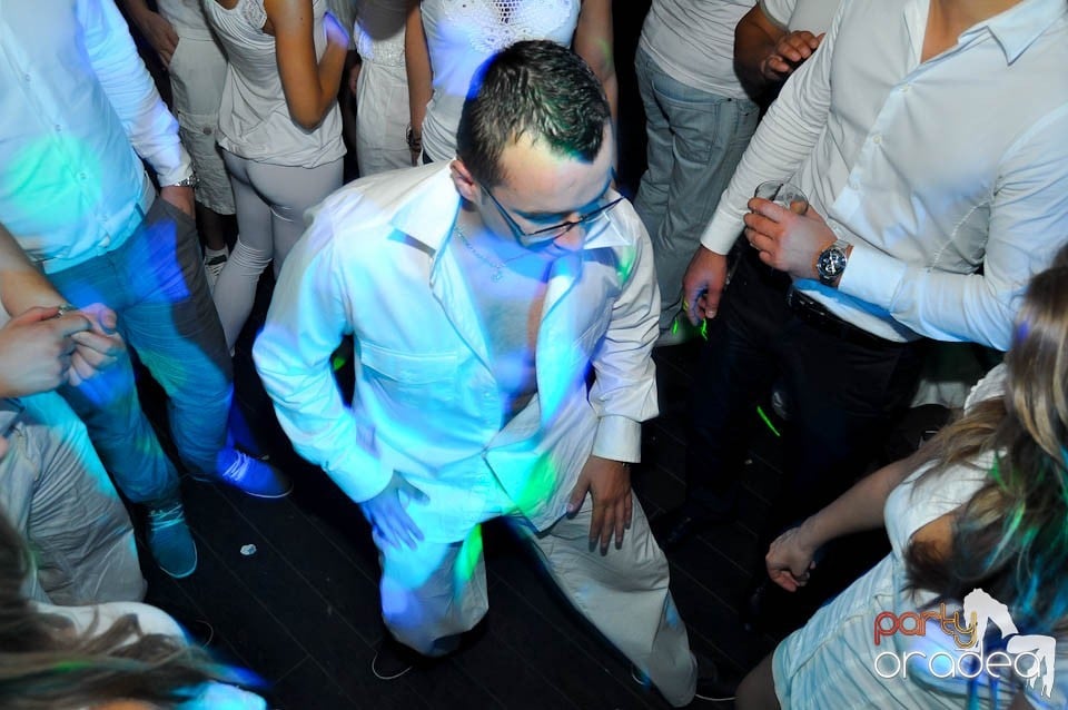 White Sensation Party @ Zulu, Zulu Caffe